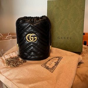 Gucci Marmont mini bucket bag